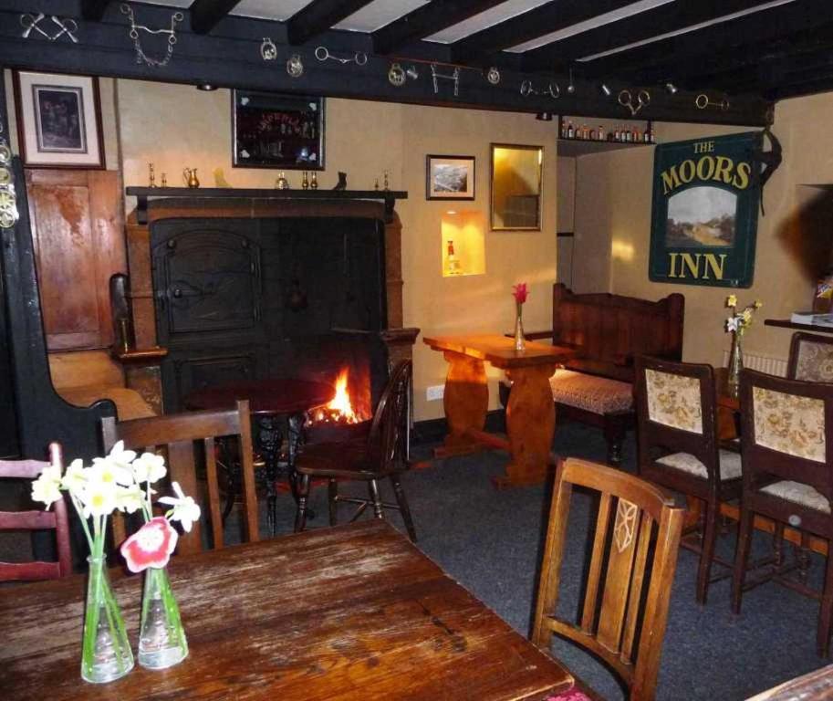 Moors Inn Appleton le Moors Exterior foto